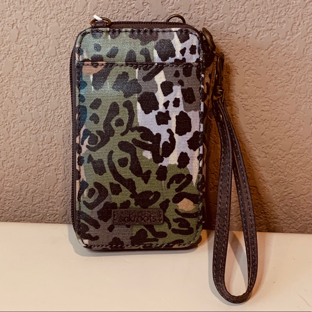 sakroots phone wallet